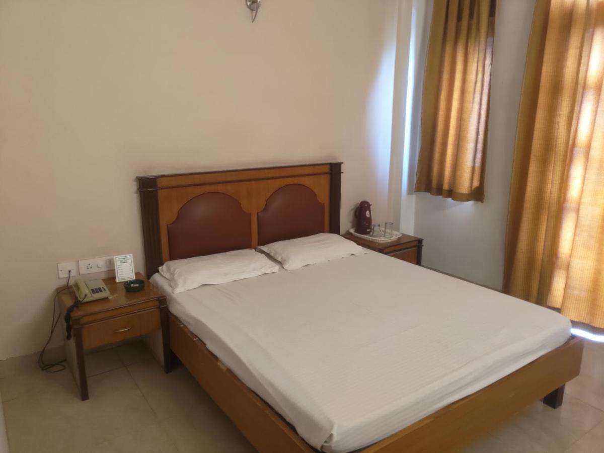 Hotel Fort View Tikamgarh Esterno foto