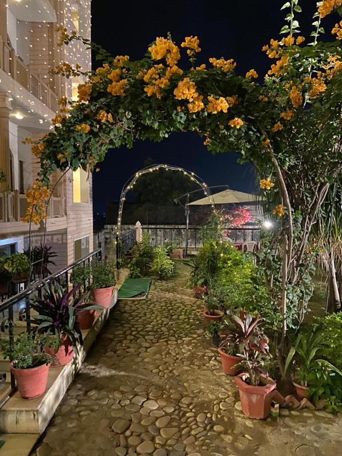 Hotel Fort View Tikamgarh Esterno foto