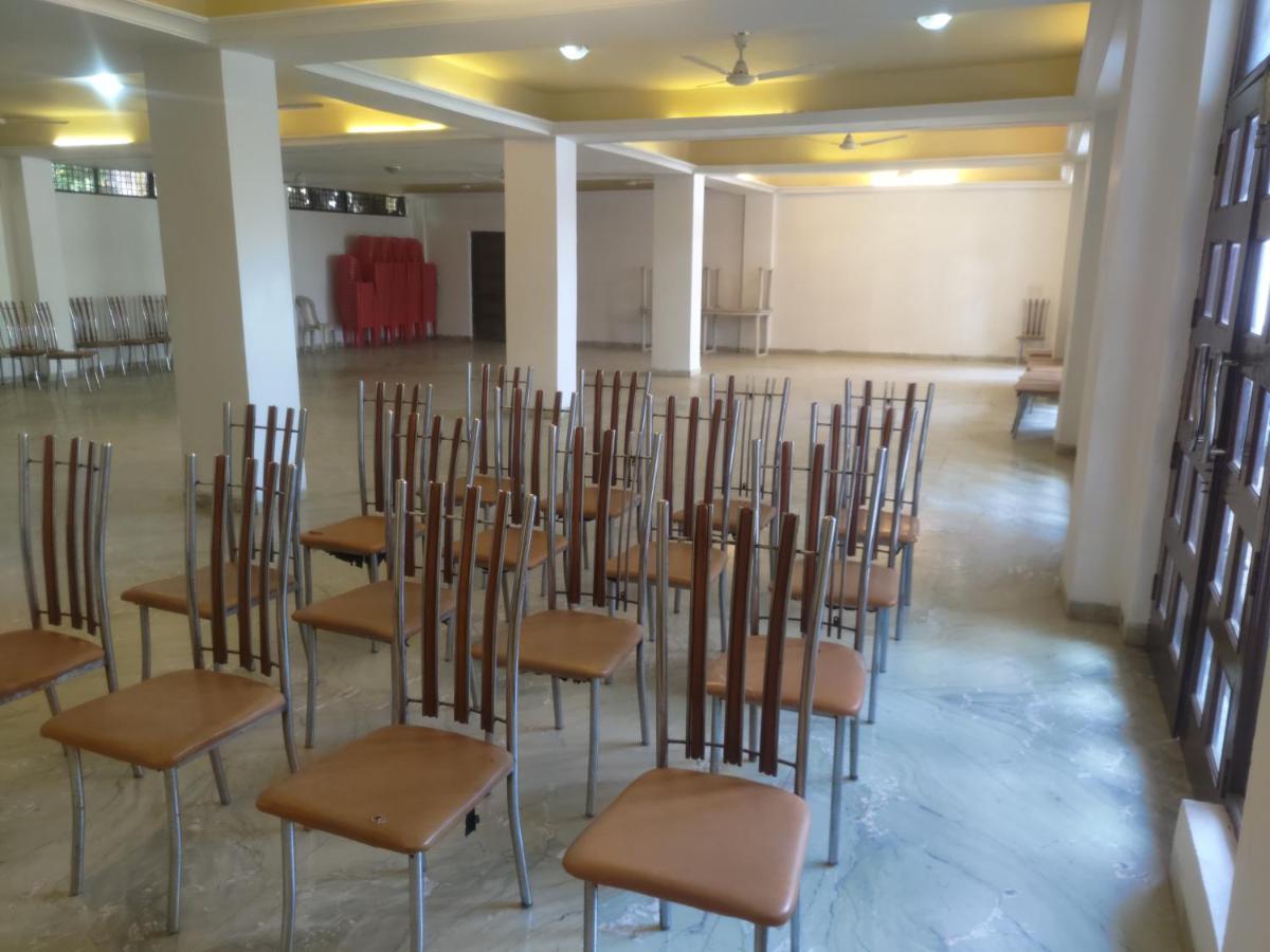 Hotel Fort View Tikamgarh Esterno foto